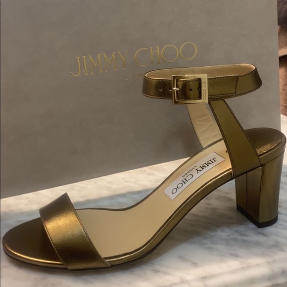 Ixia 95 | Gold Liquid Metal Leather Pumps | JIMMY CHOO Brand new gorgeous gold Jimmy Choo heels size 39